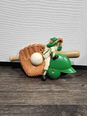 Homco Burwood vintage wall hanging, baseball theme